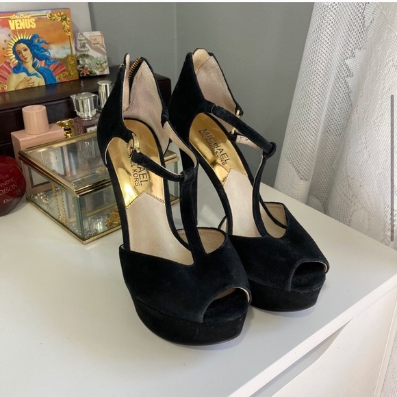 MICHAEL KORS suede platform pump - Picture 3 of 5